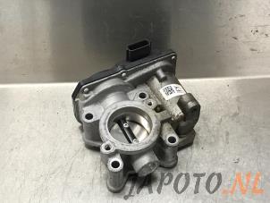 Gebruikte Gasklephuis Nissan Micra (K14) 0.9 IG-T 12V Prijs € 78,74 Margeregeling aangeboden door Japoto Parts B.V.