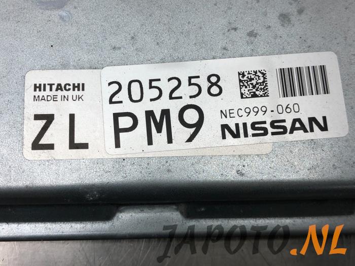 Kontaktslot + computer van een Nissan Note (E12) 1.2 68 2016