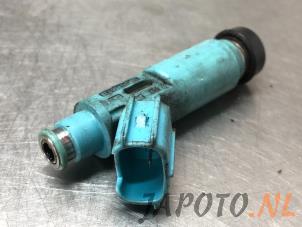 Gebruikte Injector (benzine injectie) Toyota Camry (CV30) 2.4i 16V VVT-i Prijs € 26,24 Margeregeling aangeboden door Japoto Parts B.V.