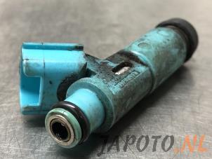 Gebruikte Injector (benzine injectie) Toyota Camry (CV30) 2.4i 16V VVT-i Prijs € 26,24 Margeregeling aangeboden door Japoto Parts B.V.