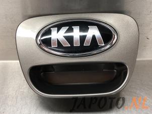 Gebruikte Handgreep Achterklep Kia Picanto (JA) 1.2 16V Prijs € 39,95 Margeregeling aangeboden door Japoto Parts B.V.