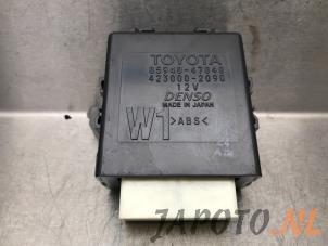 Gebruikte Module Ruitenwisser Toyota Prius Plus (ZVW4) 1.8 16V Prijs € 25,00 Margeregeling aangeboden door Japoto Parts B.V.
