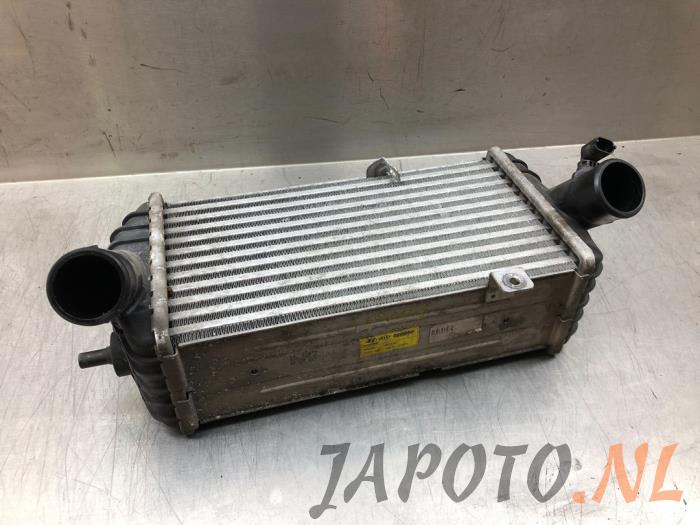Gebruikte Intercooler Kia Cee'd Sportswagon (JDC5) 1.6 CRDi 16V VGT Prijs € 78,74 Margeregeling aangeboden door Japoto Parts B.V.