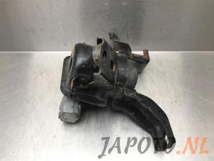 Gebruikte Motorsteun Toyota Prius Plus (ZVW4) 1.8 Hybrid 16V Prijs € 31,49 Margeregeling aangeboden door Japoto Parts B.V.