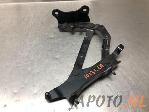 Gebruikte Kofferdeksel Scharnier Mazda MX-5 RF (ND) 2.0 SkyActiv G-160 16V Prijs € 26,24 Margeregeling aangeboden door Japoto Parts B.V.