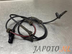 Gebruikte Sensor ABS Nissan 370 Z (Z34A) 3.7 V6 24V Prijs € 34,95 Margeregeling aangeboden door Japoto Parts B.V.