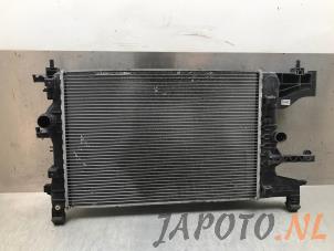 Gebruikte Radiateur Chevrolet Cruze (300) 1.8 16V VVT Prijs € 78,70 Margeregeling aangeboden door Japoto Parts B.V.