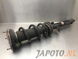 Gebruikte Veerpoot links-voor Nissan 370 Z (Z34A) 3.7 V6 24V Prijs € 124,99 Margeregeling aangeboden door Japoto Parts B.V.