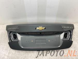 Gebruikte Kofferdeksel Chevrolet Cruze (300) 1.8 16V VVT Prijs € 199,00 Margeregeling aangeboden door Japoto Parts B.V.