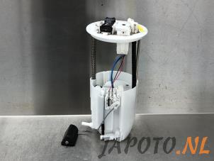 Gebruikte Benzinepomp Mitsubishi Outlander (GF/GG) 2.4 16V PHEV 4x4 Prijs € 52,45 Margeregeling aangeboden door Japoto Parts B.V.