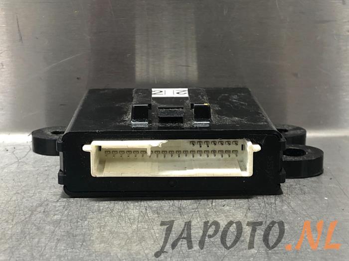 Start/Stop computer van een Mitsubishi Outlander (GF/GG) 2.4 16V PHEV 4x4 2020