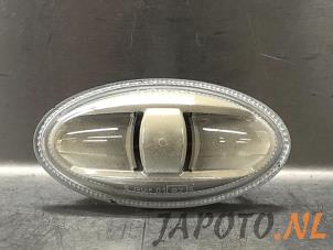 Gebruikte Knipperlicht Scherm links-voor Toyota Aygo (B10) 1.0 12V VVT-i Prijs € 6,95 Margeregeling aangeboden door Japoto Parts B.V.