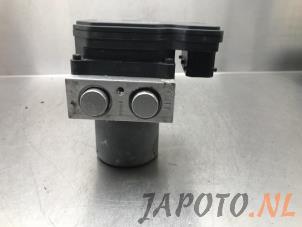 Gebruikte ABS Pomp Hyundai iX55 3.0 CRDI V6 24V Prijs € 419,95 Margeregeling aangeboden door Japoto Parts B.V.