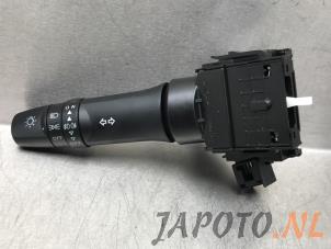Gebruikte Schakelaar Licht Mitsubishi Space Star (A0) 1.0 12V Prijs € 34,95 Margeregeling aangeboden door Japoto Parts B.V.