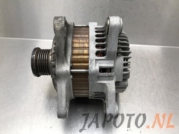 Gebruikte Dynamo Nissan Qashqai+2 Prijs € 52,49 Margeregeling aangeboden door Japoto Parts B.V.