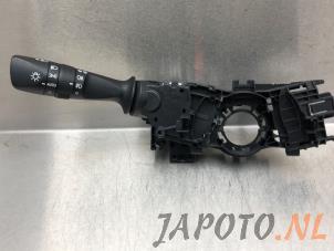 Gebruikte Licht Schakelaar Toyota Auris Touring Sports (E18) 1.2 T 16V Prijs € 34,95 Margeregeling aangeboden door Japoto Parts B.V.