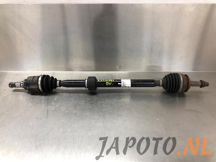 Front drive shaft, right Toyota Auris