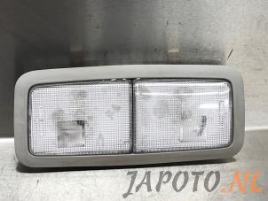 Gebruikte Binnenverlichting achter Toyota Auris Touring Sports (E18) 1.2 T 16V Prijs € 19,95 Margeregeling aangeboden door Japoto Parts B.V.