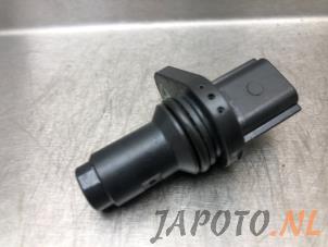 Gebruikte Sensor Nokkenas Nissan NV 200 Evalia (M20M) 1.6 16V Prijs € 26,24 Margeregeling aangeboden door Japoto Parts B.V.