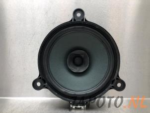 Gebruikte Speaker Mazda 6 SportBreak (GJ/GH/GL) 2.2 SkyActiv-D 150 16V Prijs € 26,24 Margeregeling aangeboden door Japoto Parts B.V.