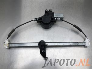 Gebruikte Ruitmechaniek 4Deurs links-achter Mazda 6 SportBreak (GJ/GH/GL) 2.2 SkyActiv-D 150 16V Prijs € 49,95 Margeregeling aangeboden door Japoto Parts B.V.