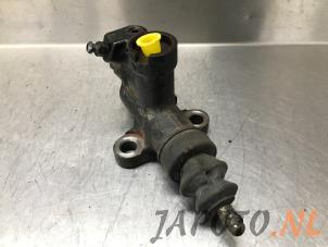 Gebruikte Koppeling Hulp Cilinder Subaru Impreza III (GH/GR) 2.0D AWD Prijs € 15,70 Margeregeling aangeboden door Japoto Parts B.V.
