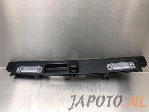 Gebruikte Kenteken Verlichting Kia Sportage (NQ5) 1.6 T-GDi Hybrid 16V AWD Prijs € 49,95 Margeregeling aangeboden door Japoto Parts B.V.
