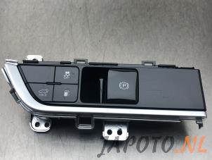 Gebruikte Schakelaar (diversen) Kia Sportage (NQ5) 1.6 T-GDi Hybrid 16V AWD Prijs € 124,95 Margeregeling aangeboden door Japoto Parts B.V.