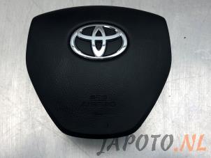 Gebruikte Airbag links (Stuur) Toyota Auris (E18) 1.8 16V Hybrid Prijs € 224,95 Margeregeling aangeboden door Japoto Parts B.V.