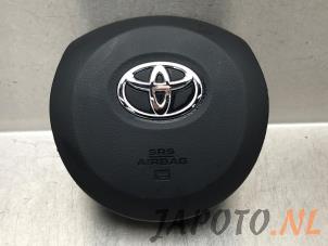Gebruikte Airbag links (Stuur) Toyota Yaris III (P13) 1.5 16V Hybrid Prijs € 199,00 Margeregeling aangeboden door Japoto Parts B.V.