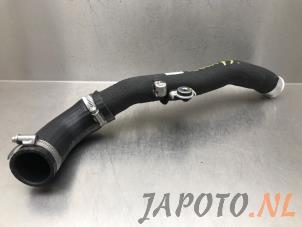Gebruikte Intercooler Buis Kia Sportage (NQ5) 1.6 T-GDi Hybrid 16V AWD Prijs € 24,95 Margeregeling aangeboden door Japoto Parts B.V.