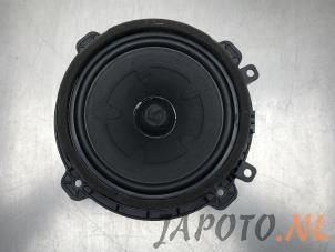 Gebruikte Speaker Kia Sportage (NQ5) 1.6 T-GDi Hybrid 16V AWD Prijs € 34,95 Margeregeling aangeboden door Japoto Parts B.V.