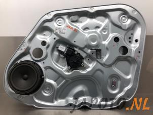 Gebruikte Ruitmechaniek 4Deurs rechts-voor Hyundai iX20 (JC) 1.6i 16V Prijs € 74,95 Margeregeling aangeboden door Japoto Parts B.V.
