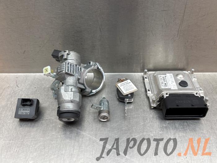 Gebruikte Kontaktslot + computer Hyundai i10 (B5) 1.0 12V Prijs € 209,95 Margeregeling aangeboden door Japoto Parts B.V.