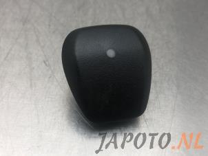 Gebruikte Sensor Licht Hyundai i30 Fastback (PDEBA/PEDBC) 2.0 N Turbo 16V Prijs € 19,95 Margeregeling aangeboden door Japoto Parts B.V.