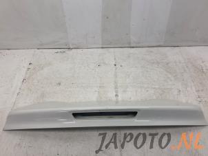 Gebruikte Achterspoiler Toyota Aygo (B40) 1.0 12V VVT-i Prijs € 49,00 Margeregeling aangeboden door Japoto Parts B.V.
