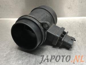 Gebruikte Luchthoeveelheidsmeter Suzuki Splash 1.3 DDiS 16V Prijs € 31,45 Margeregeling aangeboden door Japoto Parts B.V.