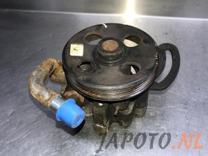 Gebruikte Servopomp Chevrolet Spark (M300) 1.0 16V Bifuel Prijs € 20,95 Margeregeling aangeboden door Japoto Parts B.V.