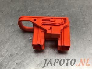 Gebruikte Diversen Toyota Yaris III (P13) 1.5 16V Hybrid Prijs € 15,70 Margeregeling aangeboden door Japoto Parts B.V.