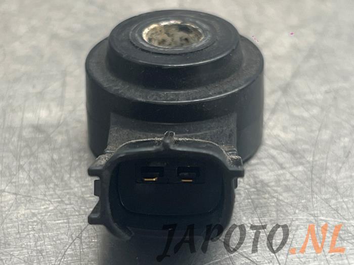 Pingelsensor van een Toyota Prius Plus (ZVW4) 1.8 Hybrid 16V 2012