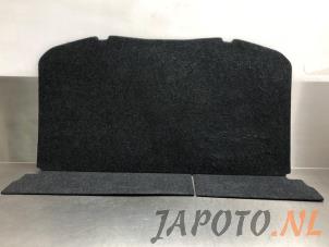 Gebruikte Vloerplaat bagageruimte Daihatsu Sirion 2 (M3) 1.3 16V DVVT Prijs € 49,95 Margeregeling aangeboden door Japoto Parts B.V.