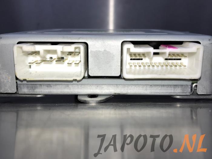 Esp computer van een Lexus SC 430 4.3i 32V VVT-i 2002