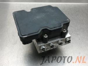 Gebruikte ABS Pomp Toyota Aygo (B40) 1.0 12V VVT-i Prijs € 26,24 Margeregeling aangeboden door Japoto Parts B.V.