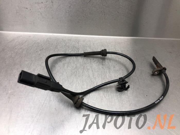 Gebruikte ABS Sensor Nissan Note (E12) 1.2 68 Prijs € 20,95 Margeregeling aangeboden door Japoto Parts B.V.