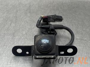 Gebruikte Camera voorzijde Nissan Note (E12) 1.2 68 Prijs op aanvraag aangeboden door Japoto Parts B.V.