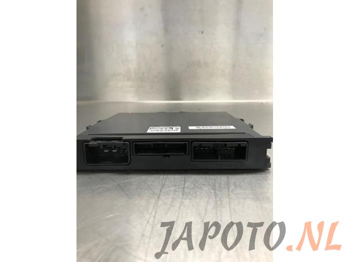 Start/Stop computer van een Toyota Yaris III (P13) 1.0 12V VVT-i 2016