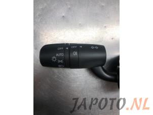 Gebruikte Schakelaar Licht Mazda MX-5 (ND) 2.0 SkyActiv G-160 16V Prijs € 49,95 Margeregeling aangeboden door Japoto Parts B.V.
