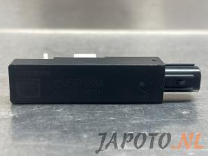 Gebruikte Keyless entry antenne Mazda MX-5 (ND) 2.0 SkyActiv G-160 16V Prijs € 19,95 Margeregeling aangeboden door Japoto Parts B.V.