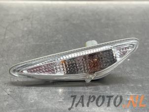 Gebruikte Knipperlicht Scherm rechts-voor Mazda MX-5 (ND) 2.0 SkyActiv G-160 16V Prijs € 19,95 Margeregeling aangeboden door Japoto Parts B.V.
