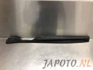 Gebruikte Paravent Mazda MX-5 (ND) 2.0 SkyActiv G-160 16V Prijs € 19,95 Margeregeling aangeboden door Japoto Parts B.V.
